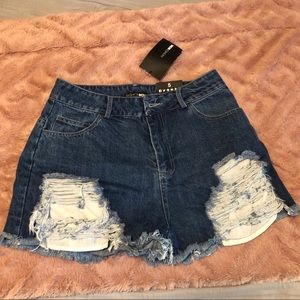 Fashion Nova montana high rise shorts